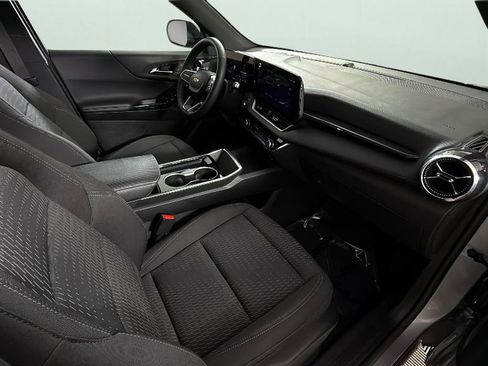 Certified 2025 Chevrolet Equinox LT image 34