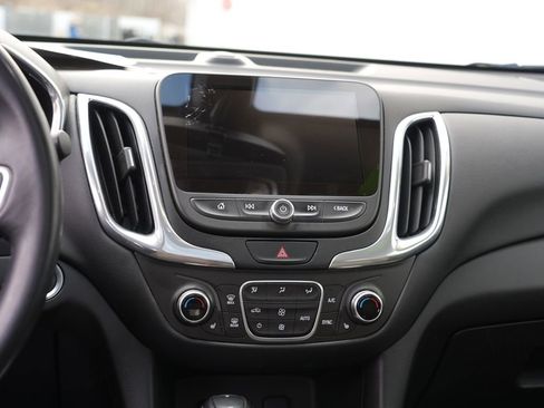 Used 2018 Chevrolet Equinox LT w/ Sun & Infotainment Package image 22