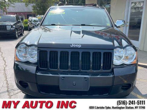 Used 2009 Jeep Grand Cherokee Laredo image 2