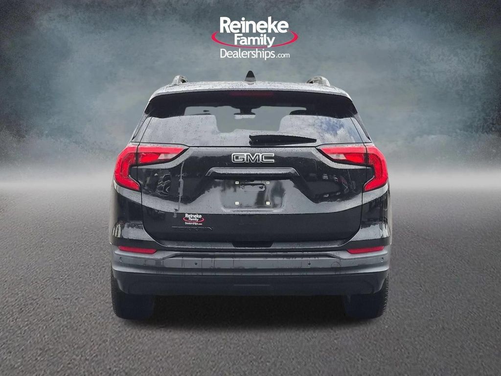 Used 2020 GMC Terrain SLE w/ Driver Convenience Package FWD image 7