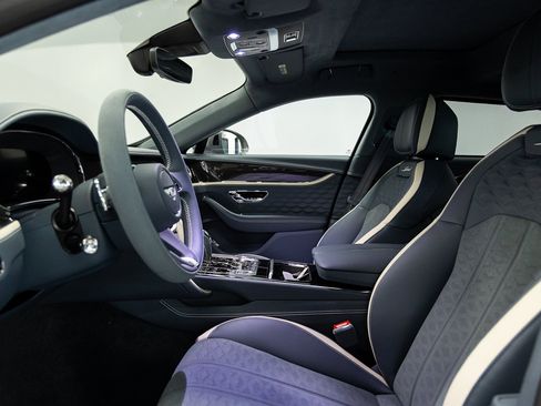 New 2026 Bentley Flying Spur Plug-In Hybrid AWD/4WD image 28
