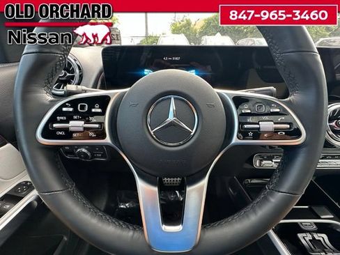 Used 2023 Mercedes-Benz GLB 250 4MATIC image 23