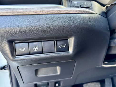 Used 2024 Toyota Grand Highlander Limited AWD/4WD image 24