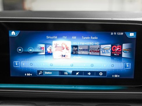 Certified 2022 Mercedes-Benz GLS 450 4MATIC image 19