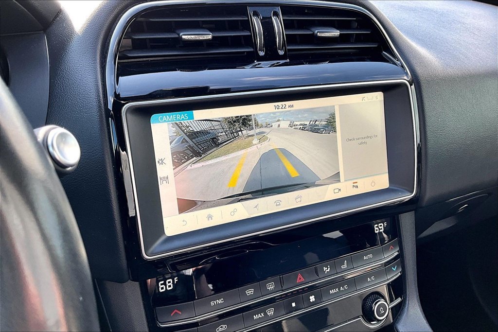 Used 2020 Jaguar F-PACE Premium AWD/4WD image 27