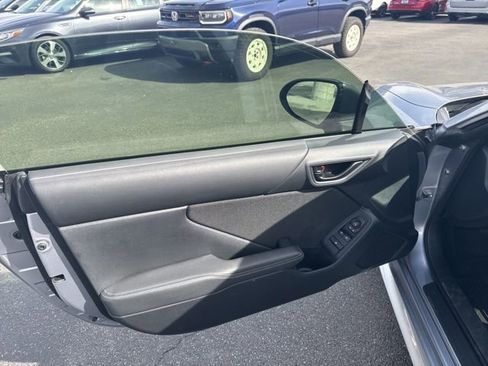 Used 2022 Toyota GR86 w/ ALL Weather Mat Package (TMS) image 12