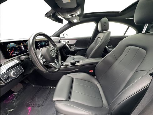 Used 2023 Mercedes-Benz CLA 250 image 21