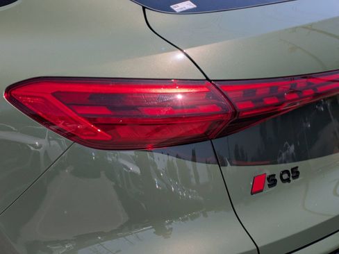 New 2026 Audi SQ5 Premium Plus AWD/4WD image 14