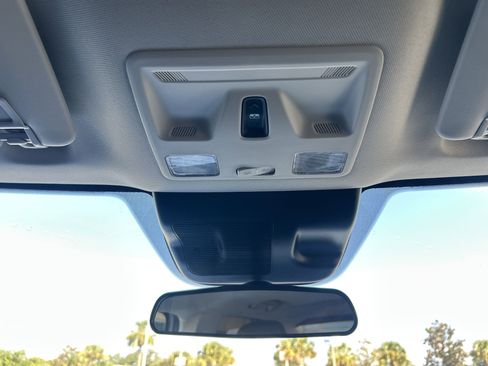 New 2025 Ford Maverick Lariat w/ Black Appearance Package image 33