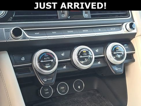 Used 2022 Genesis G70 3.3T RWD image 20