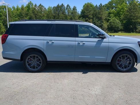 Certified 2025 Ford Expedition Max Platinum w/ Stealth Performance Package AWD/4WD image 3