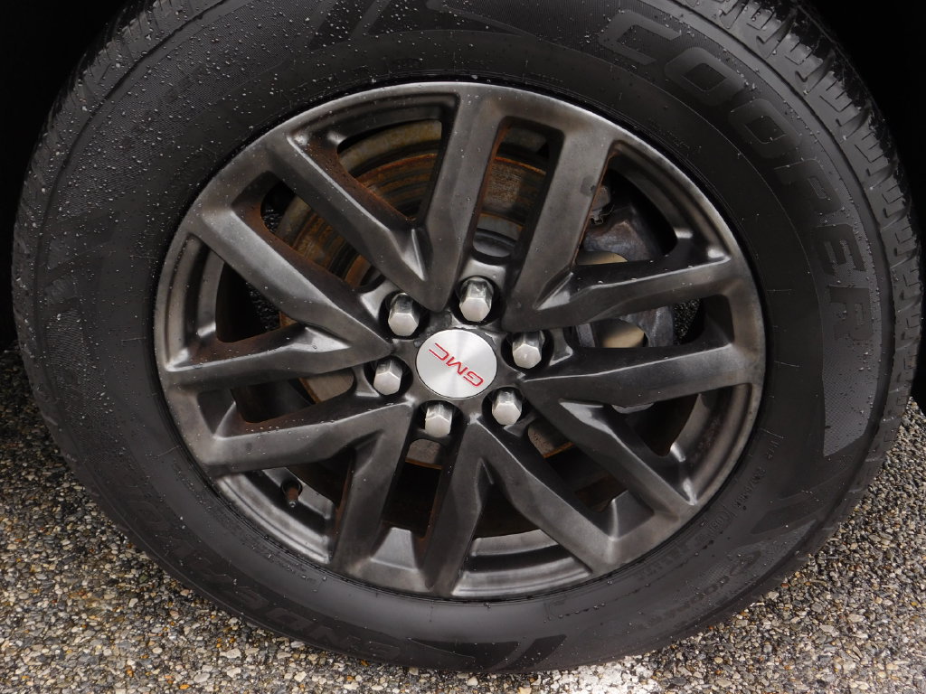Used 2019 GMC Acadia SLT AWD/4WD image 33
