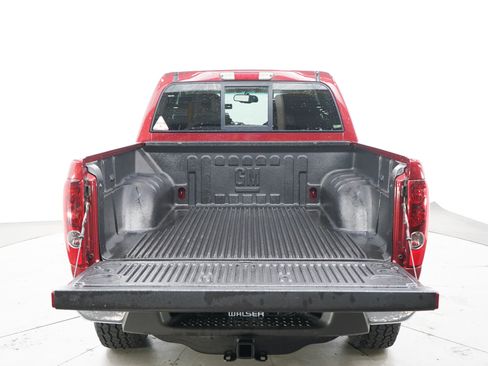 Used 2011 Chevrolet Colorado LT AWD/4WD image 16