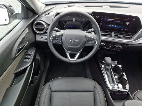 New 2026 Chevrolet Trax ACTIV w/ Driver Confidence Package FWD image 8