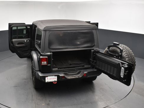 Used 2021 Jeep Wrangler Unlimited Rubicon AWD/4WD image 22