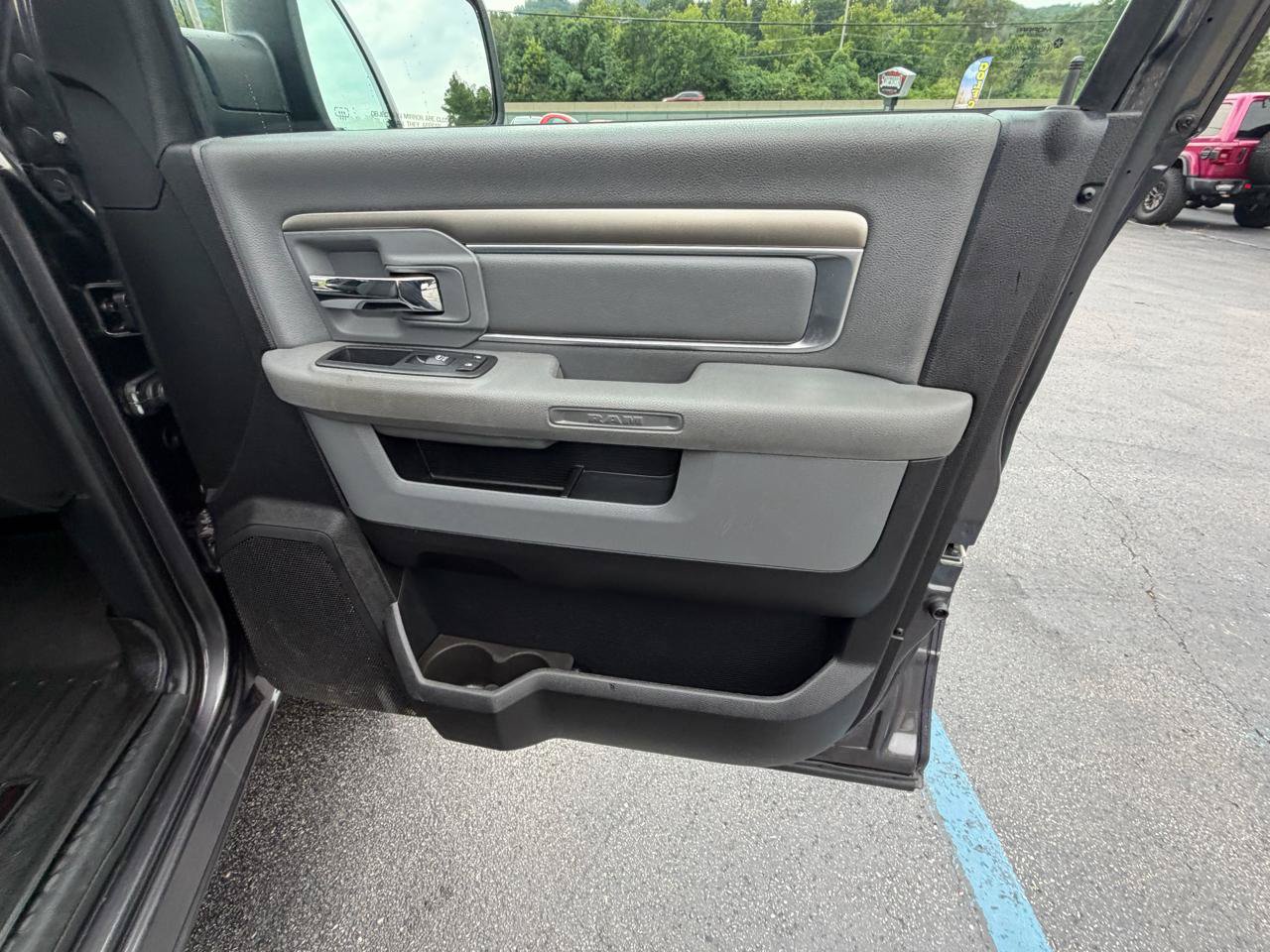 Used 2016 RAM 1500 Big Horn AWD/4WD image 37