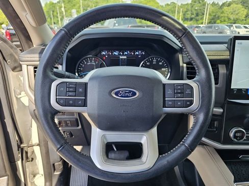 Used 2022 Ford Expedition Max XLT RWD image 43