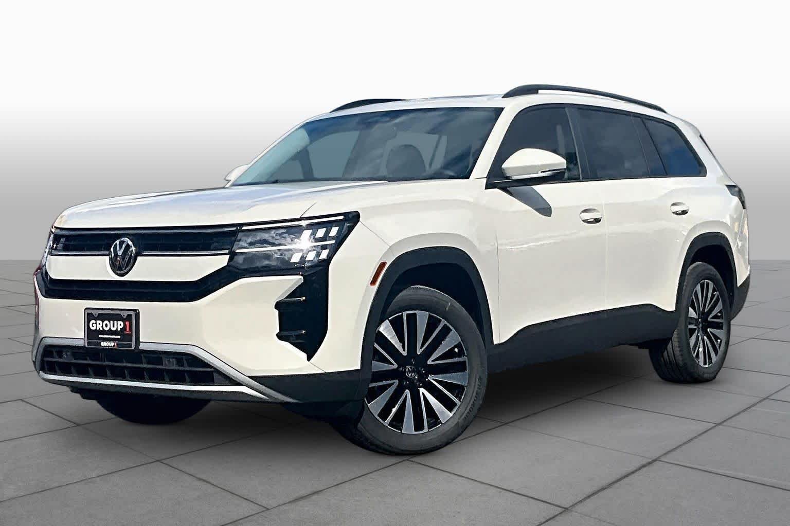New 2027 Volkswagen Atlas SE FWD image 1
