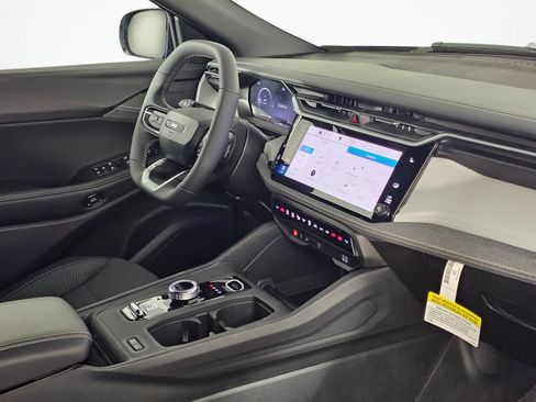 New 2026 Jeep Cherokee Laredo AWD/4WD image 39