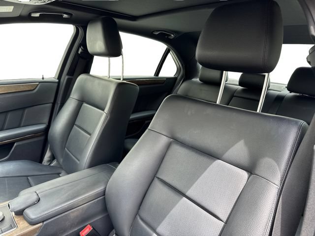Used 2010 Mercedes-Benz E 350 Sedan image 6
