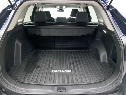 Certified 2025 Toyota RAV4 XLE AWD/4WD image 22
