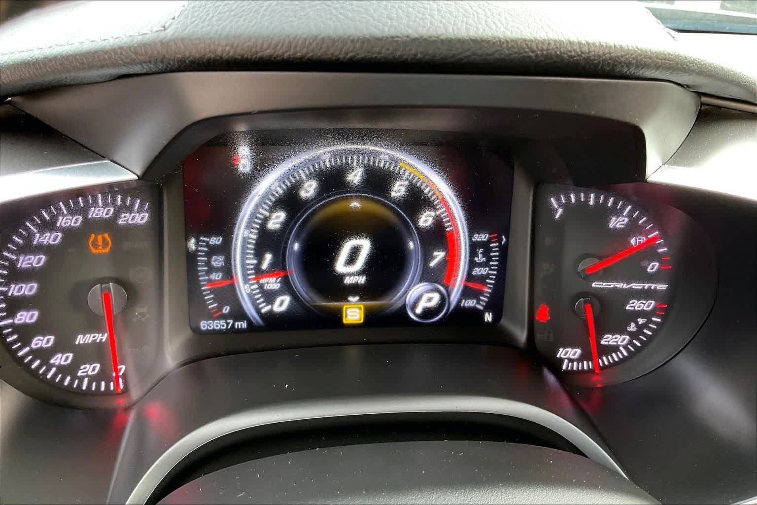 Used 2018 Chevrolet Corvette Stingray Convertible w/ 2LT Preferred Equipment Group RWD image 20