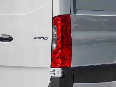 New 2025 Mercedes-Benz Sprinter 2500 image 7