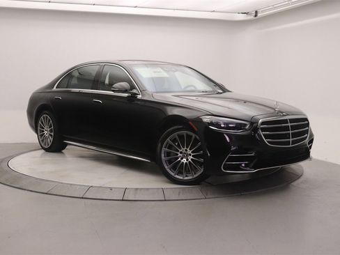 New 2026 Mercedes-Benz S 580 4MATIC Sedan image 16