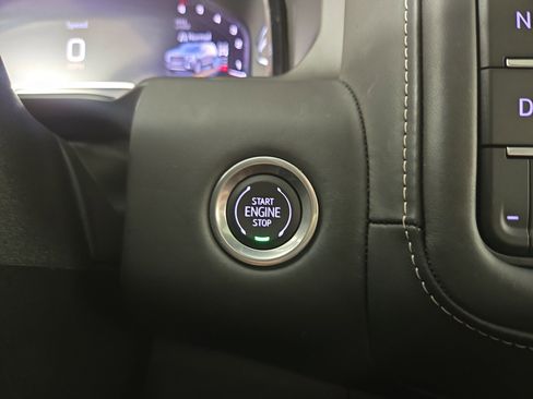 Certified 2024 GMC Yukon XL Denali Ultimate AWD/4WD image 27