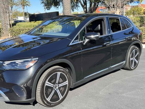 Used 2023 Mercedes-Benz EQE 350+ 4MATIC SUV w/ Exclusive Trim Package image 46