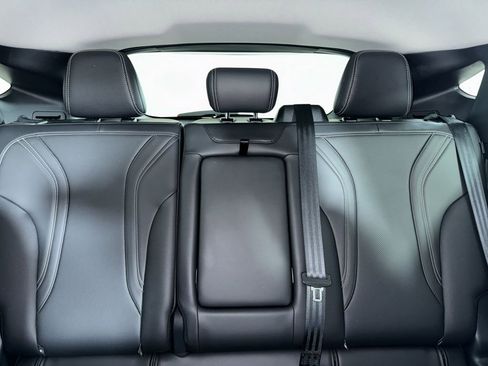 Used 2021 Ford Mustang Mach-E Premium image 9