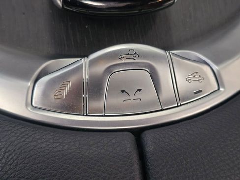Used 2023 Mercedes-Benz C 300 4MATIC Cabriolet image 43