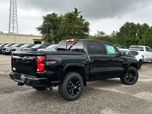 New 2025 Chevrolet Colorado Z71 w/ Midnight Edition image 4