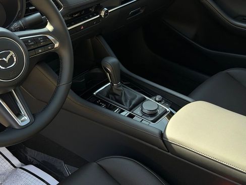 New 2026 MAZDA MAZDA3 2.5 Turbo Sedan w/Premium Plus image 24