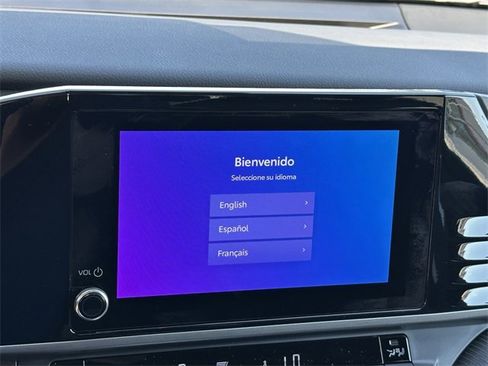 Certified 2025 Toyota Camry SE w/ Convenience Package image 18