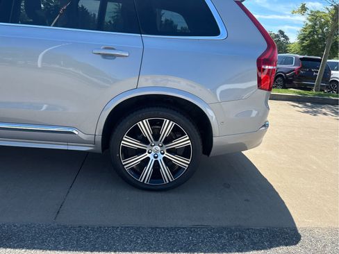 Used 2025 Volvo XC90 B6 Plus w/ Protection Package Premier AWD/4WD image 7