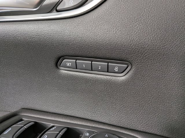 Used 2021 Cadillac XT5 Premium Luxury AWD/4WD image 12