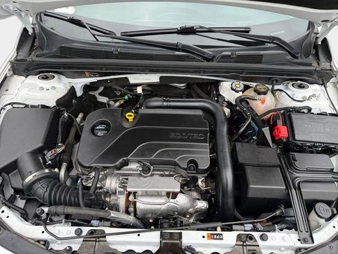Used 2024 Chevrolet Malibu RS FWD image 24