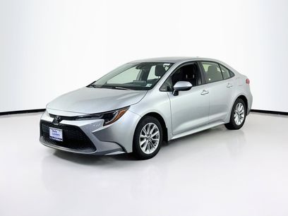 Used 2021 Toyota Corolla LE w/ LE Convenience Package