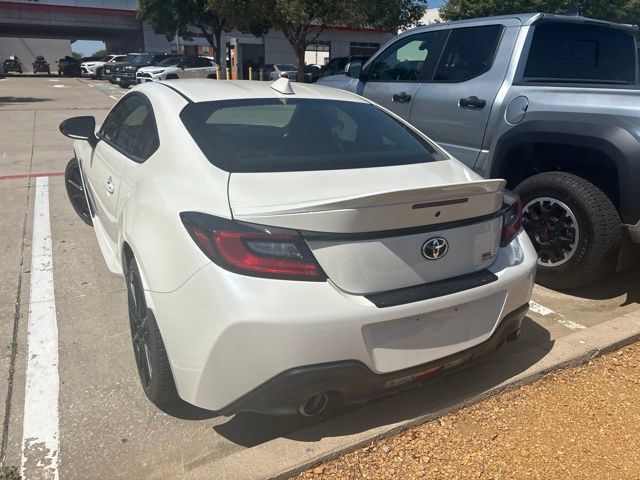 Certified 2024 Toyota GR86 Premium RWD image 4