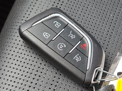 Used 2023 Cadillac Escalade Sport w/ Touring Package AWD/4WD image 40
