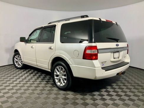 Used 2015 Ford Expedition Limited w/ Equipment Group 301A AWD/4WD image 11