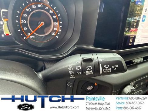 Used 2026 Jeep Wrangler Unlimited Rubicon AWD/4WD image 32