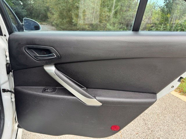 Used 2010 Pontiac G6 Sedan FWD image 14