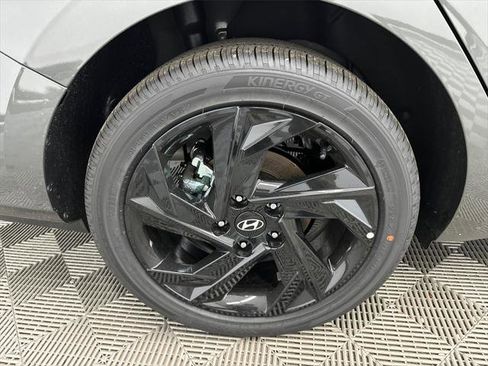 New 2026 Hyundai Elantra SEL Sport image 17