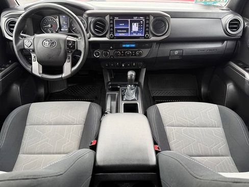 Certified 2023 Toyota Tacoma TRD Off-Road w/ Technology Package AWD/4WD image 21