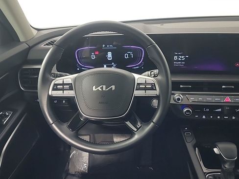 Used 2025 Kia Telluride S AWD/4WD image 23