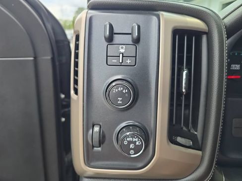 Certified 2017 GMC Sierra 2500 Denali w/ Duramax Plus Package AWD/4WD image 23