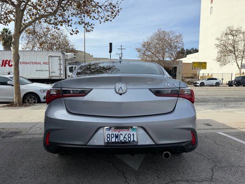 Used 2020 Acura ILX image 9