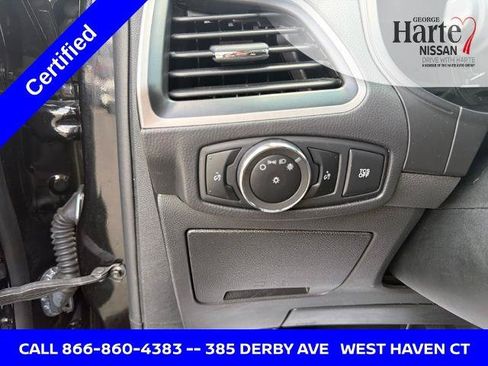Used 2024 Ford Edge SEL AWD/4WD image 15